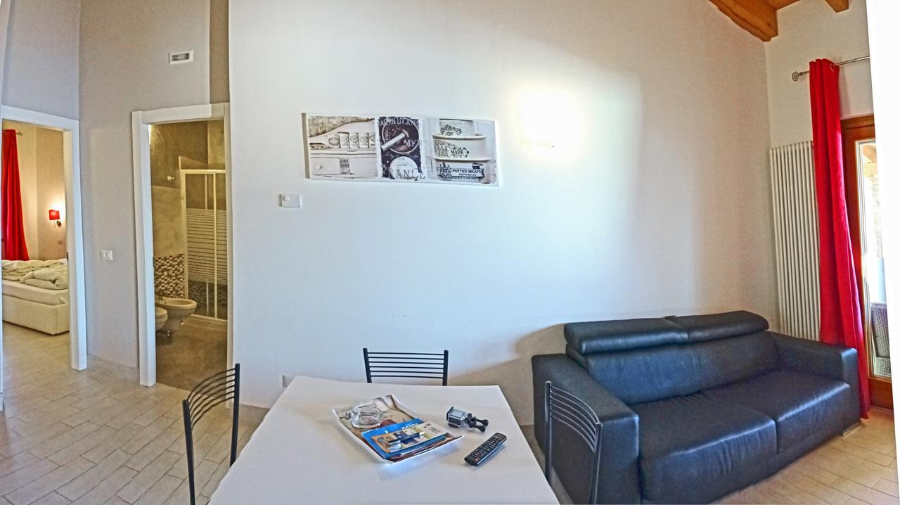 Vagne By Gardadomusmea Apartment *